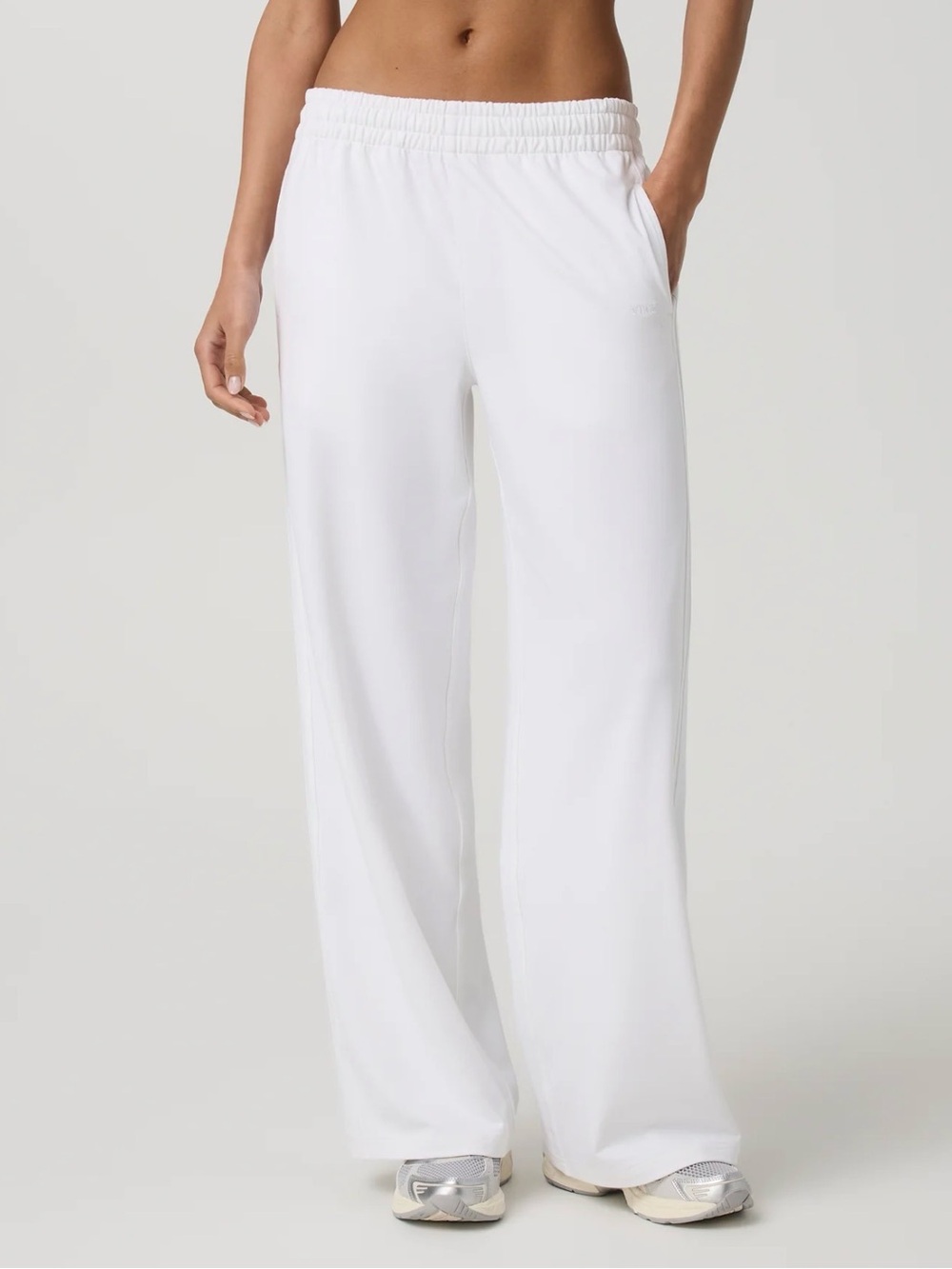 Vuori Sunday Track Pants white NEW